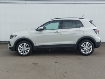 Used Volkswagen T-Cross 2024 for sale - 77118985: Photo
