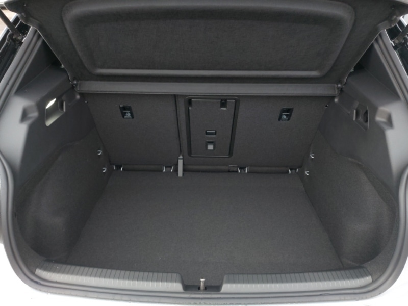 Used Volkswagen ID.3 2025 for sale - 77751119: Photo 8