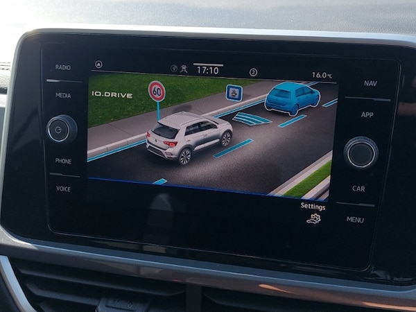 Used Volkswagen T-Roc 2024 for sale - 75177227: Photo 17