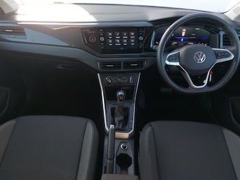 Used Volkswagen Polo 2024 for sale - 78112819: Photo