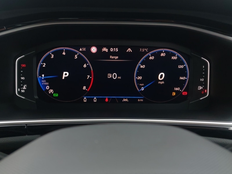 Used Volkswagen T-Roc 2025 for sale - 76648543: Photo 15