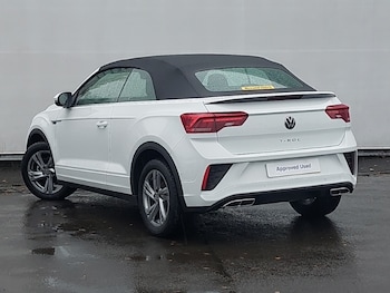 Used Volkswagen T-Roc 2025 for sale - 76648543: Photo