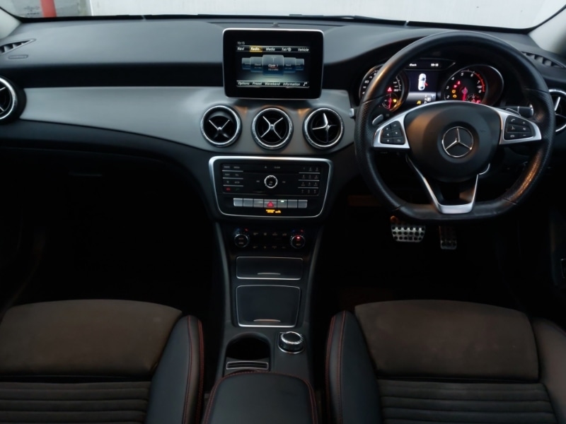 Used Mercedes-Benz CLA 2018 for sale - 76880125: Photo 2