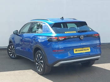 Used Volkswagen T-Roc 2026 for sale - 79332595: Photo