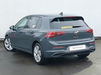 Used Volkswagen Golf 2024 for sale - 77509057: Photo