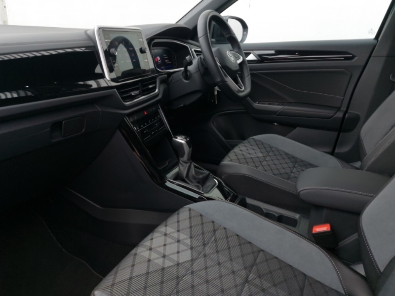 Used Volkswagen T-Roc 2025 for sale - 77418923: Photo 5