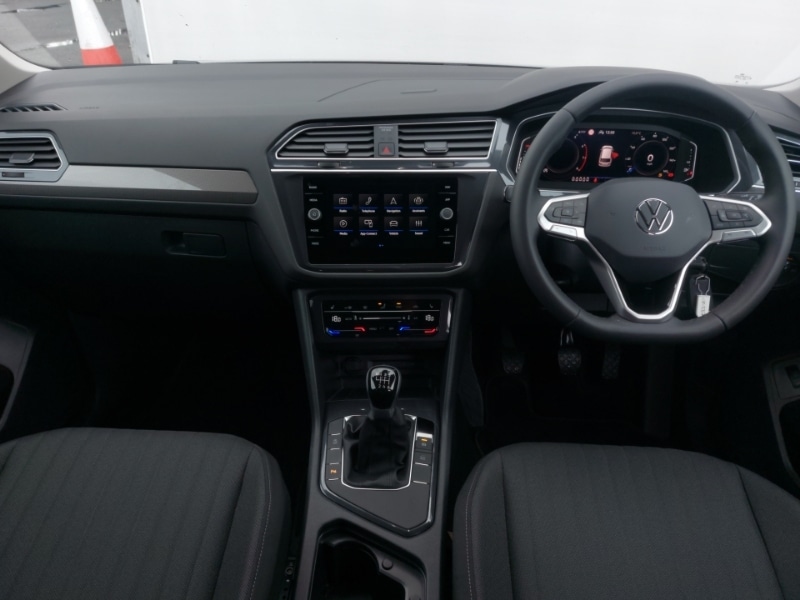 Used Volkswagen Tiguan Allspace 2025 for sale - 76648536: Photo 2