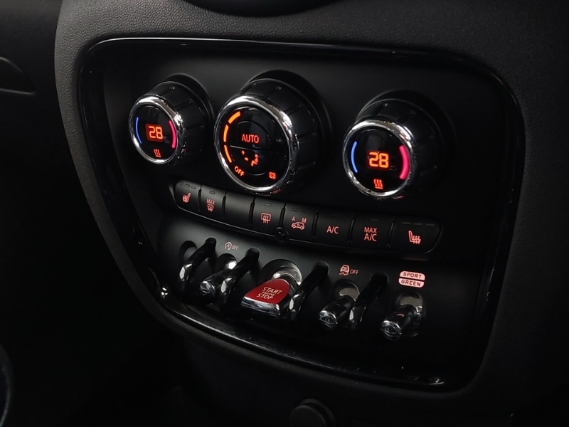 Used MINI Clubman 2018 for sale - 76963897: Photo 16