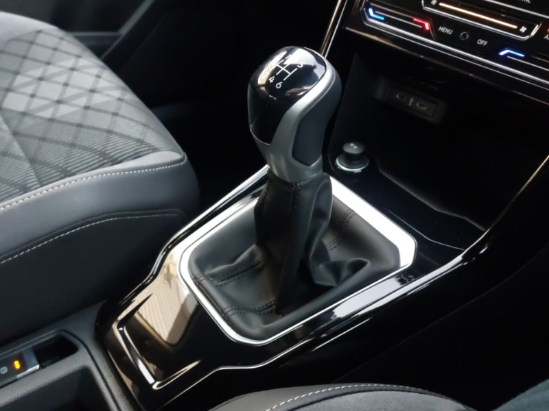 Used Volkswagen T-Roc 2023 for sale - 77105430: Photo 15