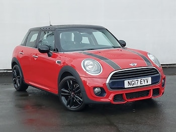 Used MINI Hatch 2017 for sale - 77299537: Photo