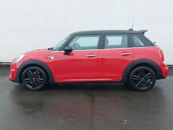 Used MINI Hatch 2017 for sale - 77299537: Photo