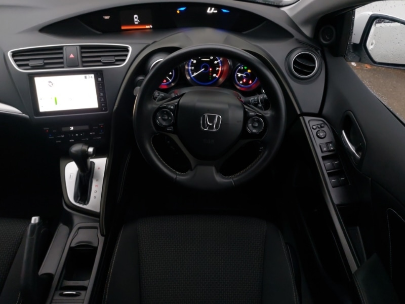 Used Honda Civic 2016 for sale - 76311566: Photo 11