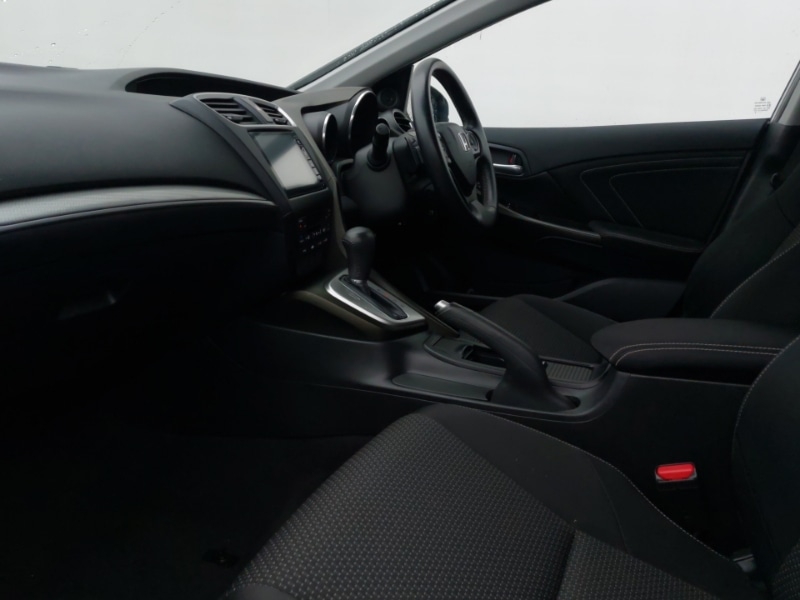 Used Honda Civic 2016 for sale - 76311566: Photo 5