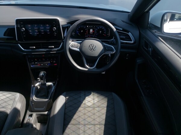 Used Volkswagen T-Roc 2024 for sale - 74919765: Photo 11