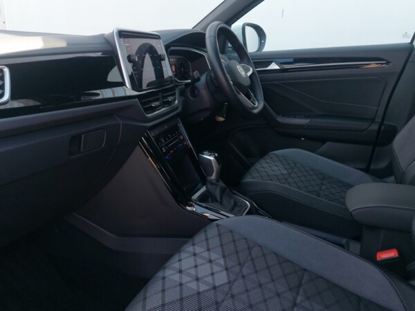 Used Volkswagen T-Roc 2024 for sale - 74919765: Photo 5