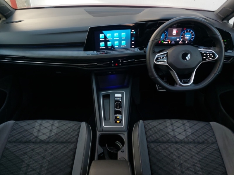 Used Volkswagen Golf 2022 for sale - 76683812: Photo 2