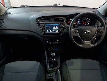 Used Hyundai i20 2019 for sale - 76779691: Photo