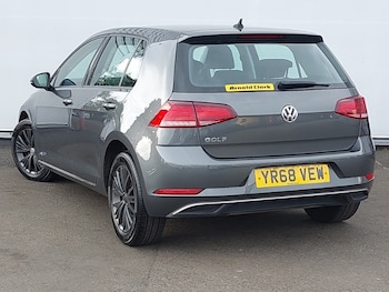 Used Volkswagen Golf 2018 for sale - 79612290: Photo