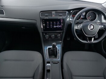 Used Volkswagen Golf 2019 for sale - 78033185: Photo