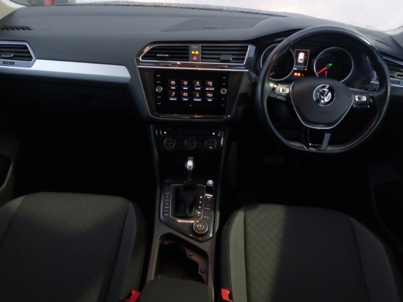 Used Volkswagen Tiguan 2019 for sale - 77209235: Photo 2