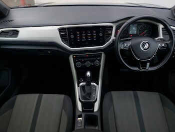 Used Volkswagen T-Roc 2020 for sale - 77750656: Photo