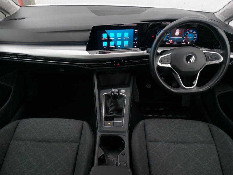 Used Volkswagen Golf 2020 for sale - 77987934: Photo 2