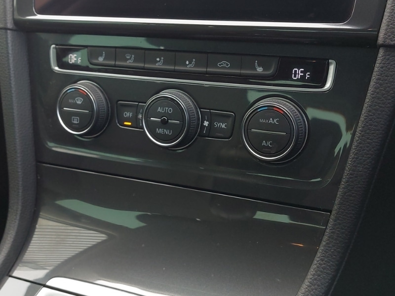 Used Volkswagen Golf 2019 for sale - 76456043: Photo 15