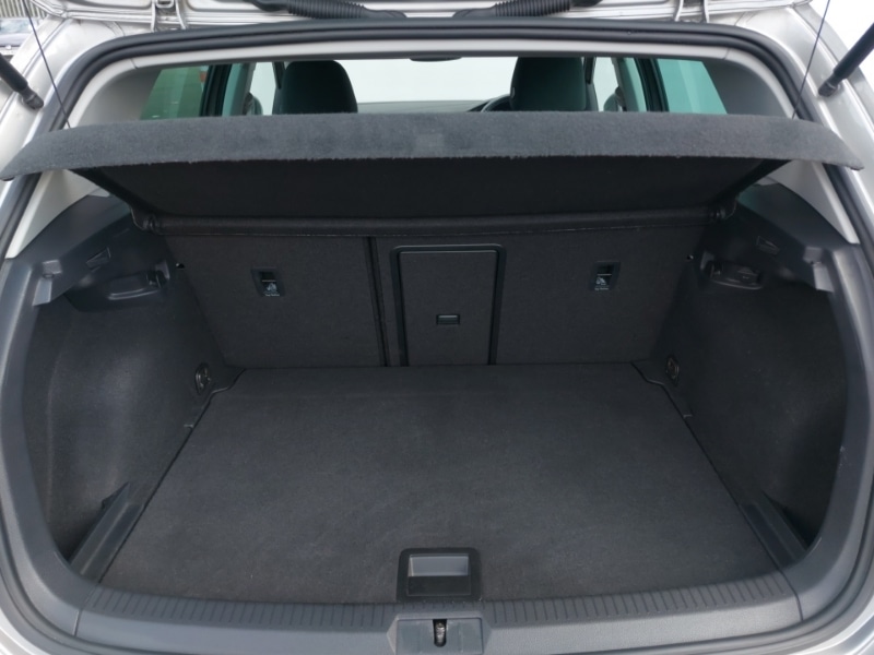 Used Volkswagen Golf 2019 for sale - 76456043: Photo 8