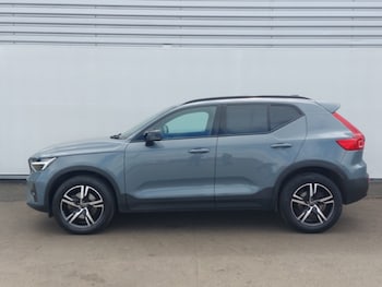Used Volvo XC40 2023 for sale - 79195382: Photo