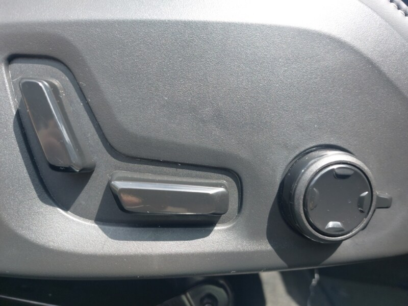 Used Volvo XC60 2024 for sale - 76053273: Photo 12