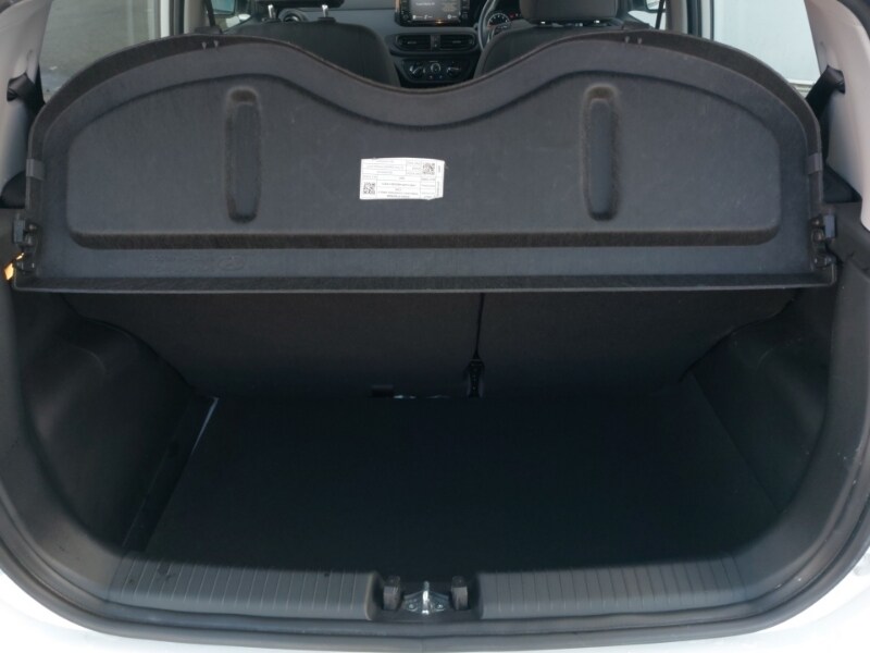 Used Hyundai i10 2021 for sale - 77832487: Photo 8