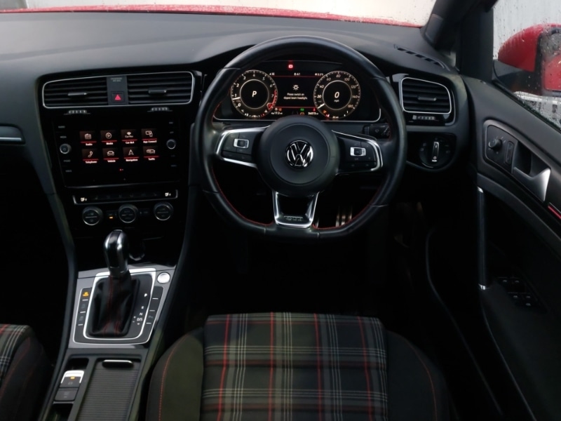 Used Volkswagen Golf 2018 for sale - 76947404: Photo 11