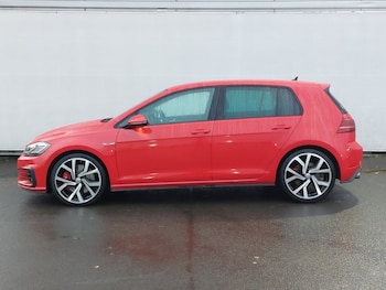 Used Volkswagen Golf 2018 for sale - 76947404: Photo