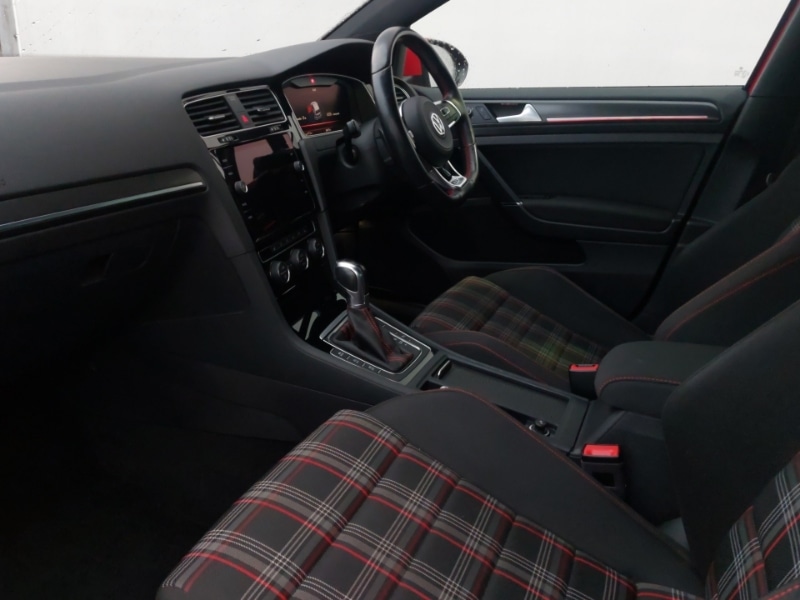 Used Volkswagen Golf 2018 for sale - 76947404: Photo 5