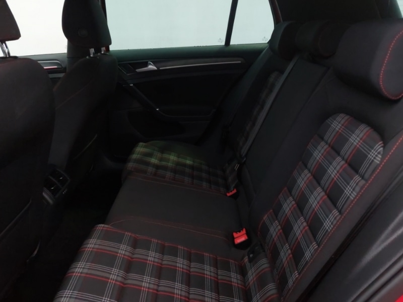 Used Volkswagen Golf 2018 for sale - 76947404: Photo 6