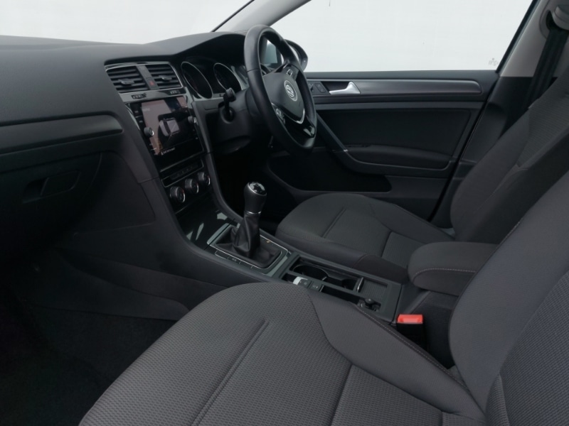 Used Volkswagen Golf 2019 for sale - 77922404: Photo 5