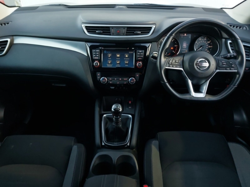 Used Nissan Qashqai 2018 for sale - 76967246: Photo 2