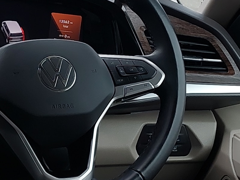 Used Volkswagen Multivan 2024 for sale - 77596064: Photo 13