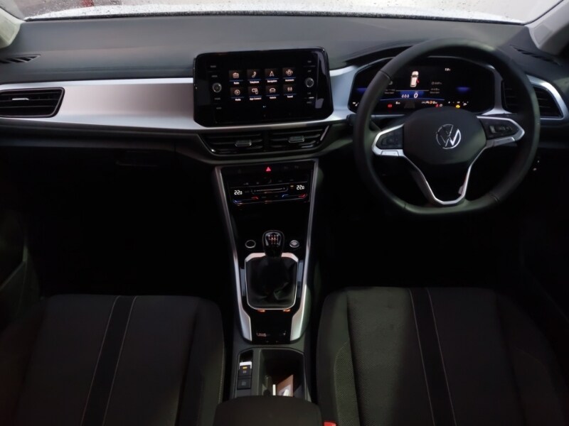 Used Volkswagen T-Roc 2025 for sale - 77004764: Photo 2