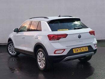 Used Volkswagen T-Roc 2025 for sale - 77004764: Photo