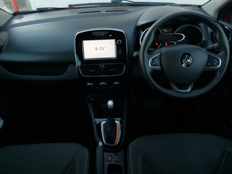 Used Renault Clio 2018 for sale - 77311857: Photo 2