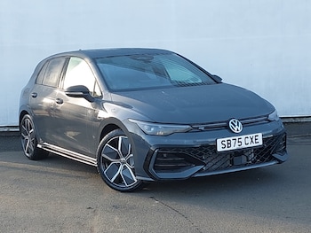 Used Volkswagen Golf 2025 for sale - 77841960: Photo