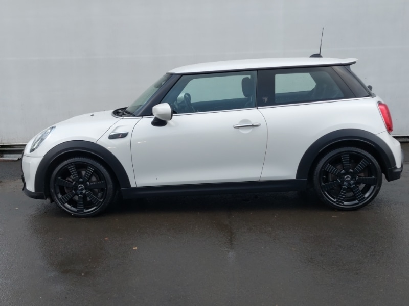 Used MINI Hatch 2023 for sale - 76893556: Photo 4