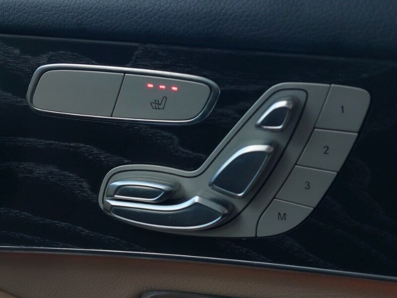 Used Mercedes-Benz GLC 2016 for sale - 76860692: Photo 16