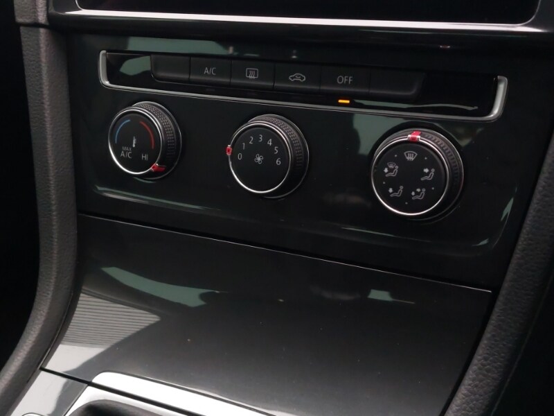 Used Volkswagen Golf 2019 for sale - 77544050: Photo 16