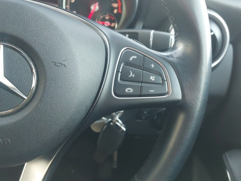 Used Mercedes-Benz GLA 2018 for sale - 76639205: Photo 19