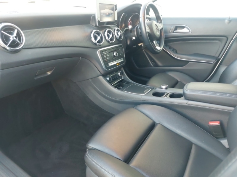 Used Mercedes-Benz GLA 2018 for sale - 76639205: Photo 5