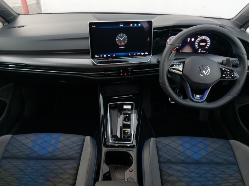 Used Volkswagen Golf 2025 for sale - 76893543: Photo 2