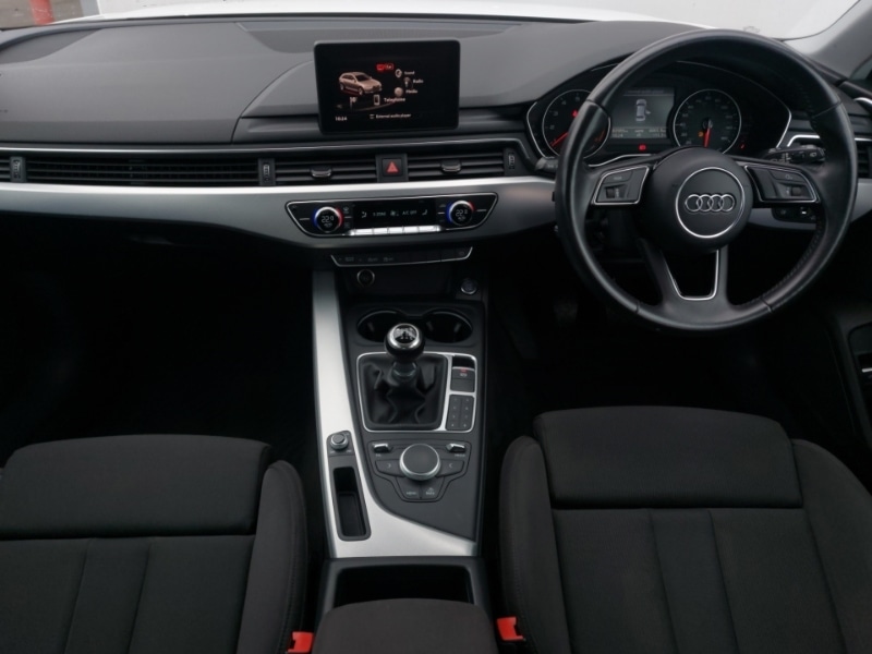 Used Audi A4 2016 for sale - 77964229: Photo 2