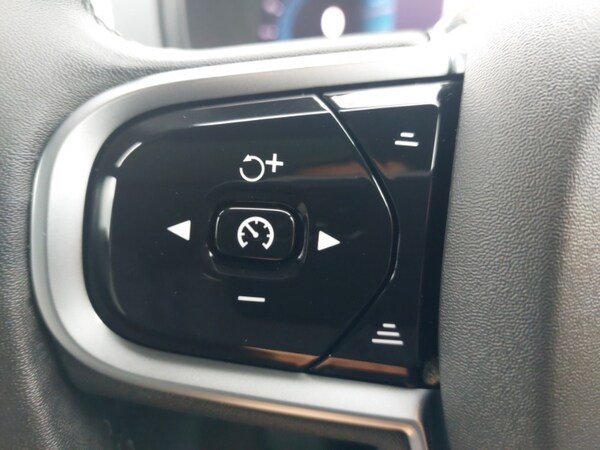 Used Volvo XC90 2023 for sale - 75718664: Photo 13
